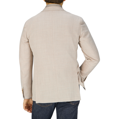 A man wearing a Cream Beige Wool Hopsack K Jacket from Boglioli.