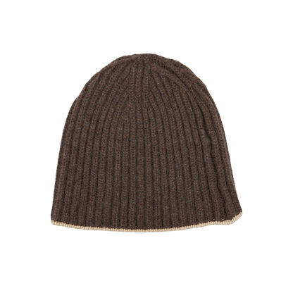 A Porcupine Alabaster Cashmere Ribbed Short Beanie by William Lockie on a white background in Scotland.